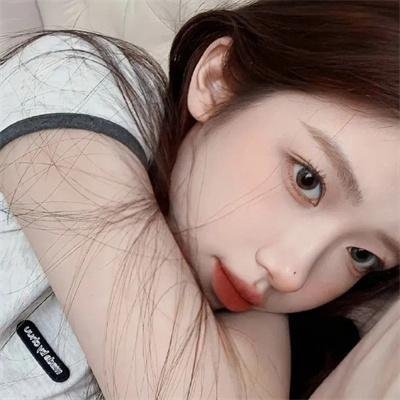 黑珍珠艾曼妞